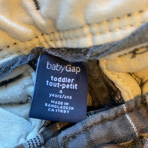 Size 4 Baby Gap Shorts - Picture 3 of 3